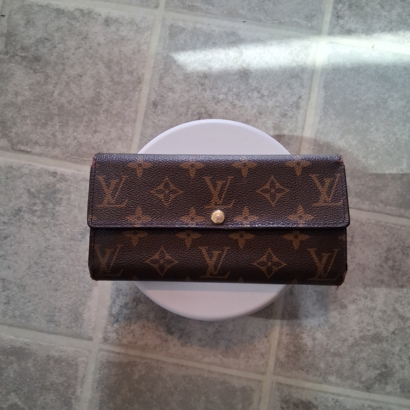 Louis Vuitton Dark Brown Monogram Wallet - Picture 9 of 15